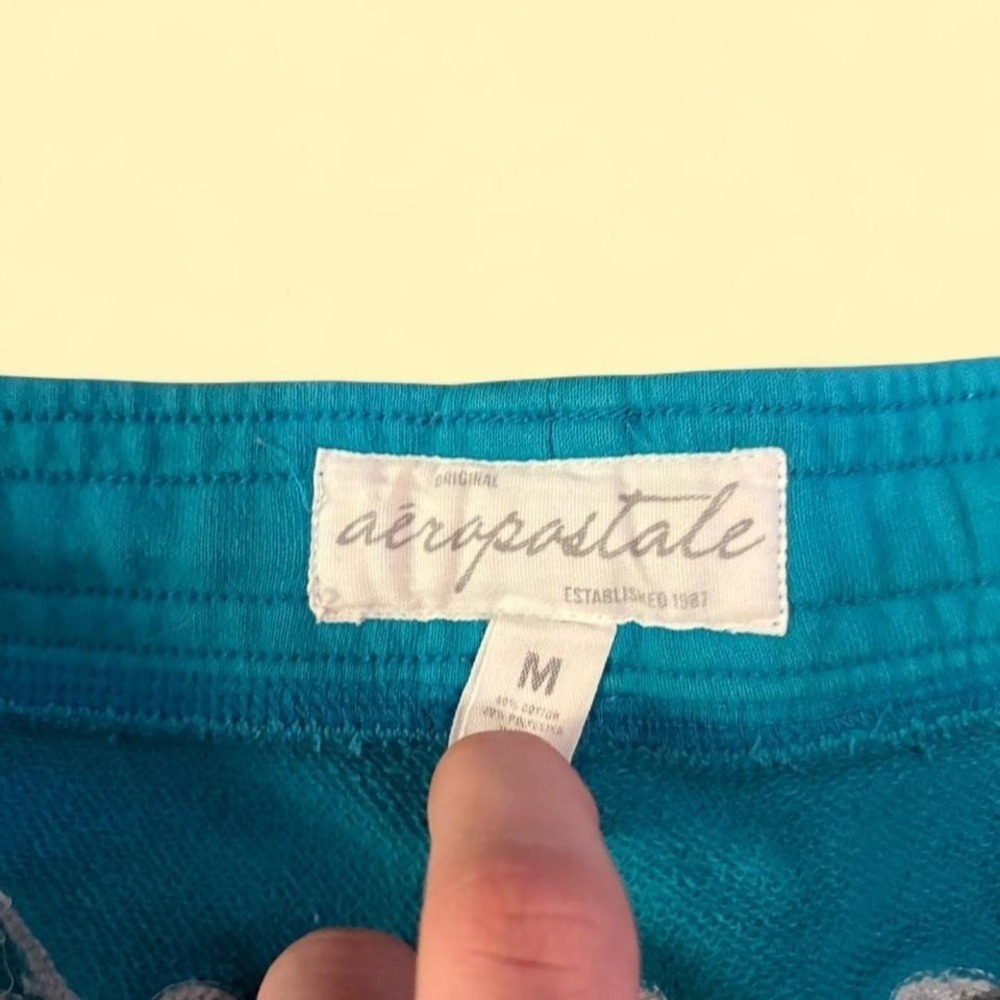 Vintage Y2K Mall Core Twee Style Authentic Aeropostle Embroidered Sweatshorts M - Picture 4 of 4